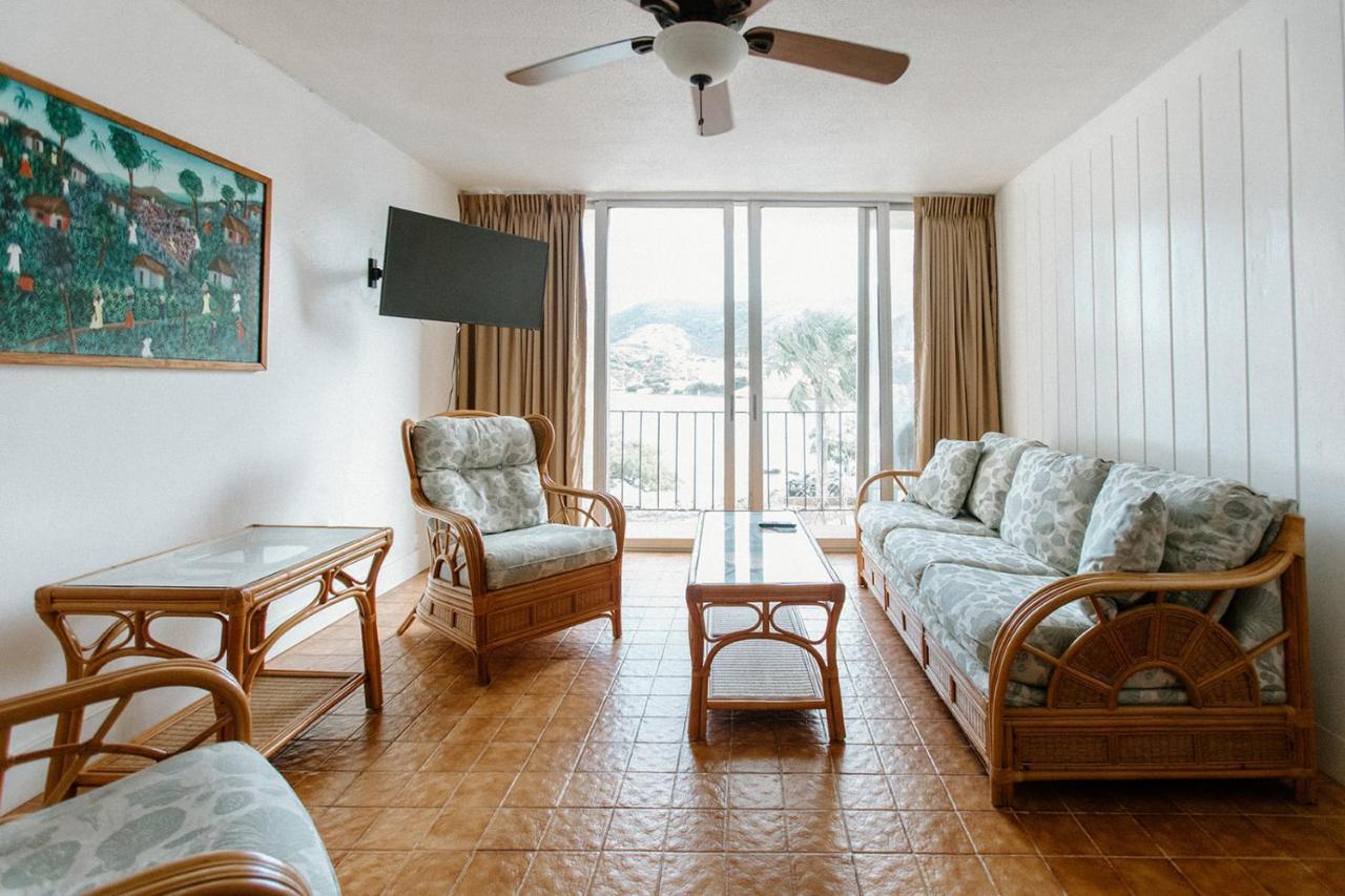 Hotel On The Cay Кристіанстед Екстер'єр фото