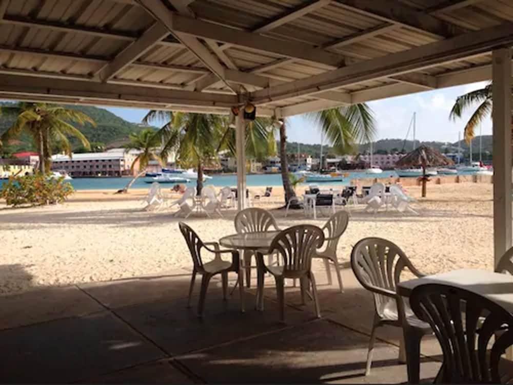 Hotel On The Cay Кристіанстед Екстер'єр фото